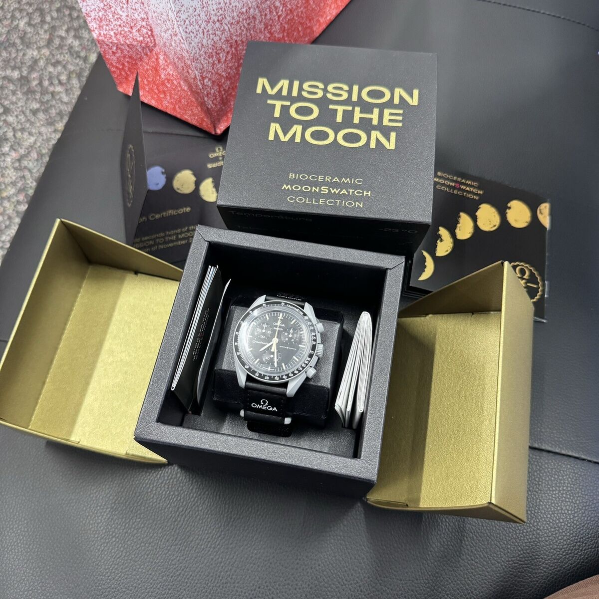 Omega x Swatch Mission To Moonshine Gold Snowflake Cold Moon Omega x Swatch Mission To Moonshine Gold Snowflake Cold Moon