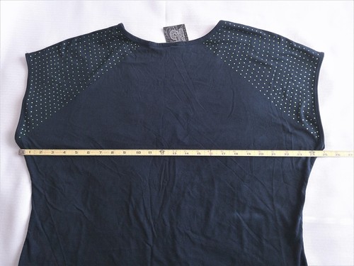 NFL Lady 12's Seattle Seahawks 2XL Navy Blue T-Shirt Green Rhinestones on Sleeve - Picture 9 of 10