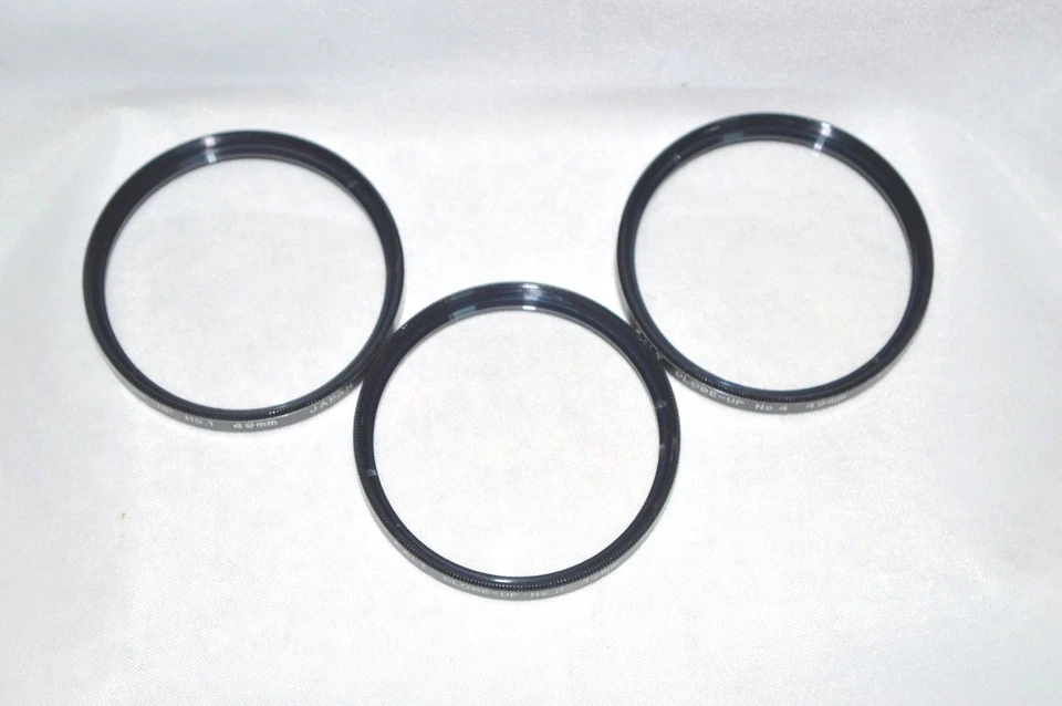 Kalt 49 mm +1, +2, +4 Close-UP Screw-In Lens Kit with Case (S-66) - Image 3 of 3