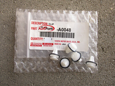 23 - 25 TOYOTA SEQUOIA INTERIOR DOOR PANEL TRIM RETAINER CLIP OEM