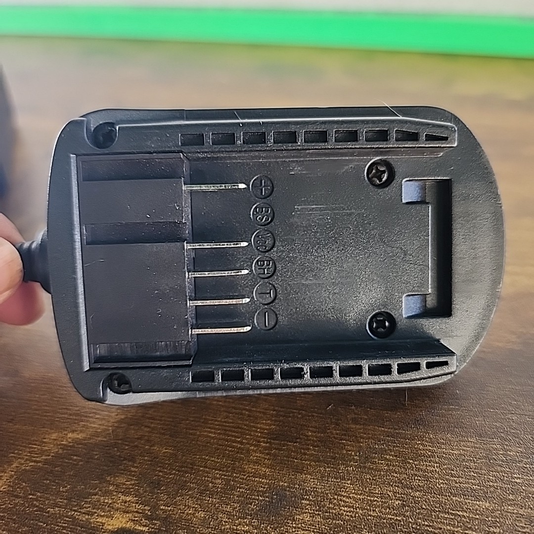 WORX 32V MAX 2.0Ah Lithium WA3537 Battery and WA3740 Charger Tested Working