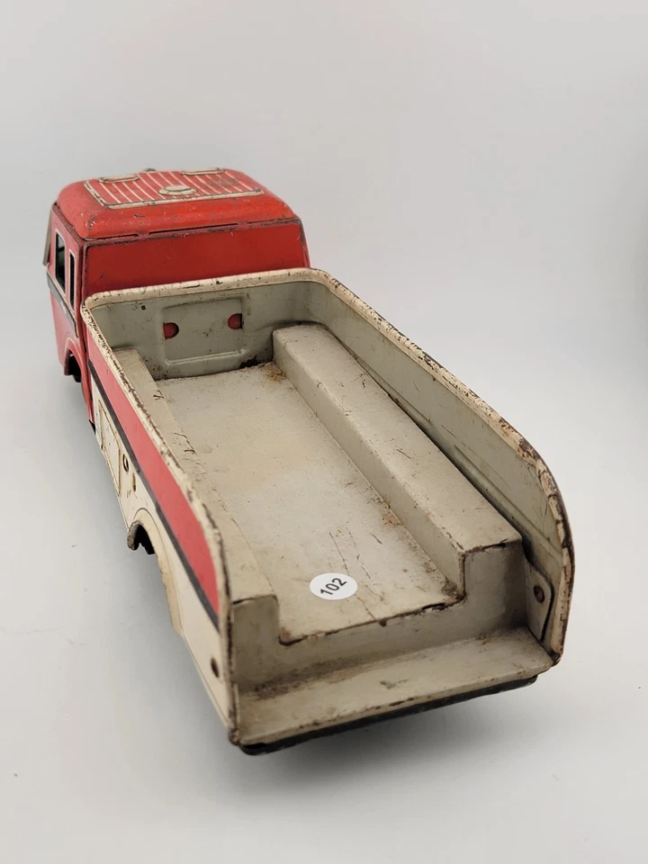 Camión de barril de fricción de estaño vintage Yonezawa de 10,5 pulgadas de largo - sin probar. Foto 4 de 4