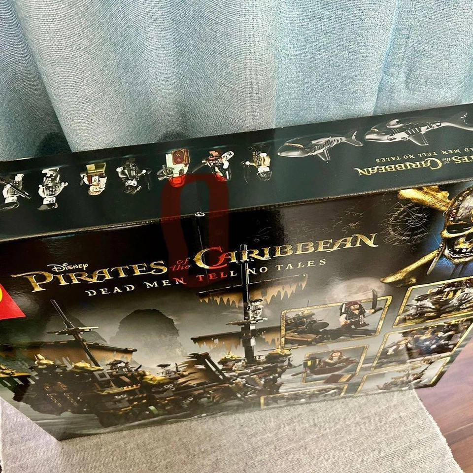 LEGO Pirates of the Caribbean Silent Mary 71042 Ship Set Retired Disney Hobby - Image 2 of 4