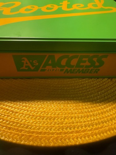 Oakland A's 2020 Access Member Yellow/Green Tin Box - Picture 2 of 7