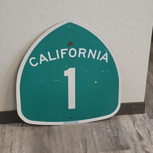 Authentic 24×25 green santa Cruz California hwy 1 road sign