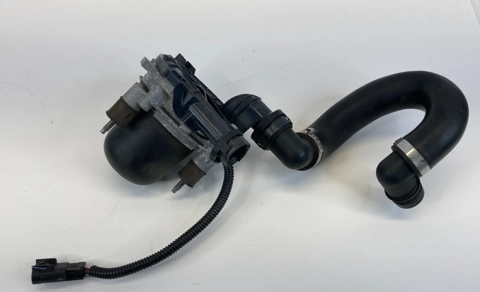 Chevrolet Sonic 2013-2018 bomba de inyección de aire secundaria con soporte 55569076 OEM Foto 2 de 4