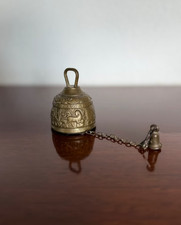 Antike Messingglocke mit Gravuren