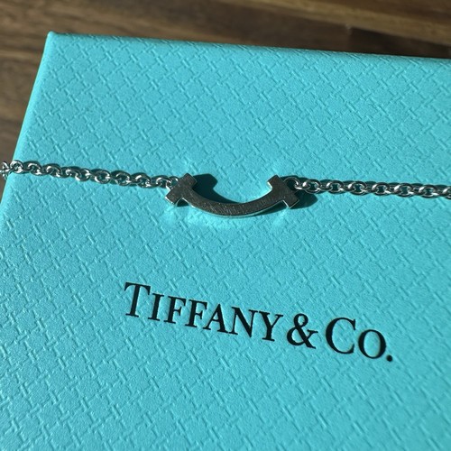 100% Authentic Tiffany Mini Smile Bracelet White Gold - Picture 4 of 8
