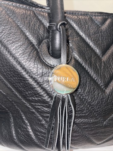 AUTHENTIC FURLA CHEVRON BLACK QUILTED LEATHER SATCHEL  EUC - Picture 2 of 16