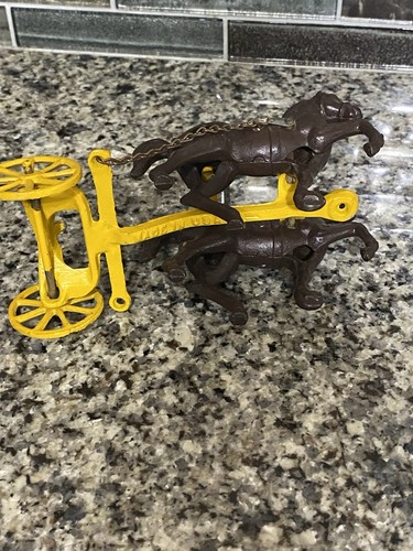 Cast Iron Stanley Toys Horse Drawn Surrey Buggy/Carriage Toy 1940's Vintage USA - Picture 4 of 10