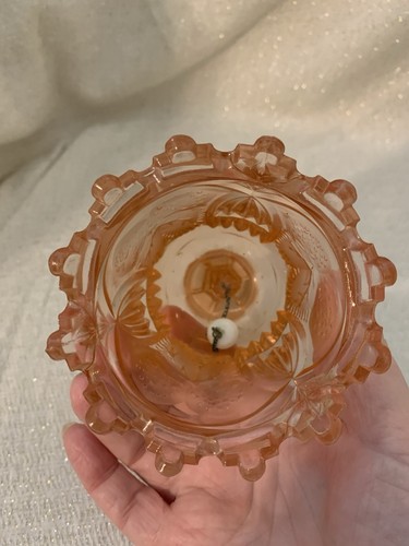 Vintage geätzte Erdbeeren Sammlerstück klare rosa Farbe Glasglocke Korea - Bild 9 von 18