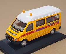Altaya 1/43 Scale VW8506 - Volkswagen Minibus Strassendienst - Yellow/White