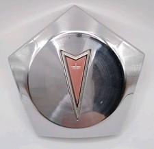 1972-1976 Pontiac Firebird Transam Honeycomb Wheel Center Cap - A Broken Clamp 1972-1976 Pontiac Firebird Transam Honeycomb Wheel Center Cap - A Broken Clamp
