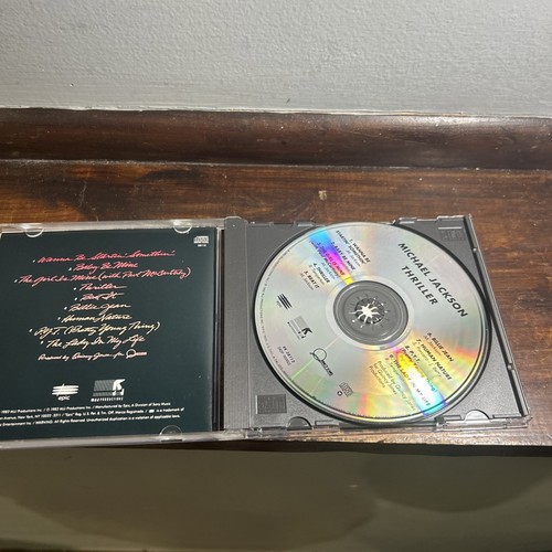 Thriller by Michael Jackson (CD, Jun-1983, Epic) - Imagen 3 de 4