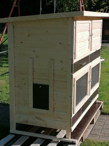 Kaninchenstall aus Siebdruckplatte 100cm breit 70cm tief - Bild 3 von 7