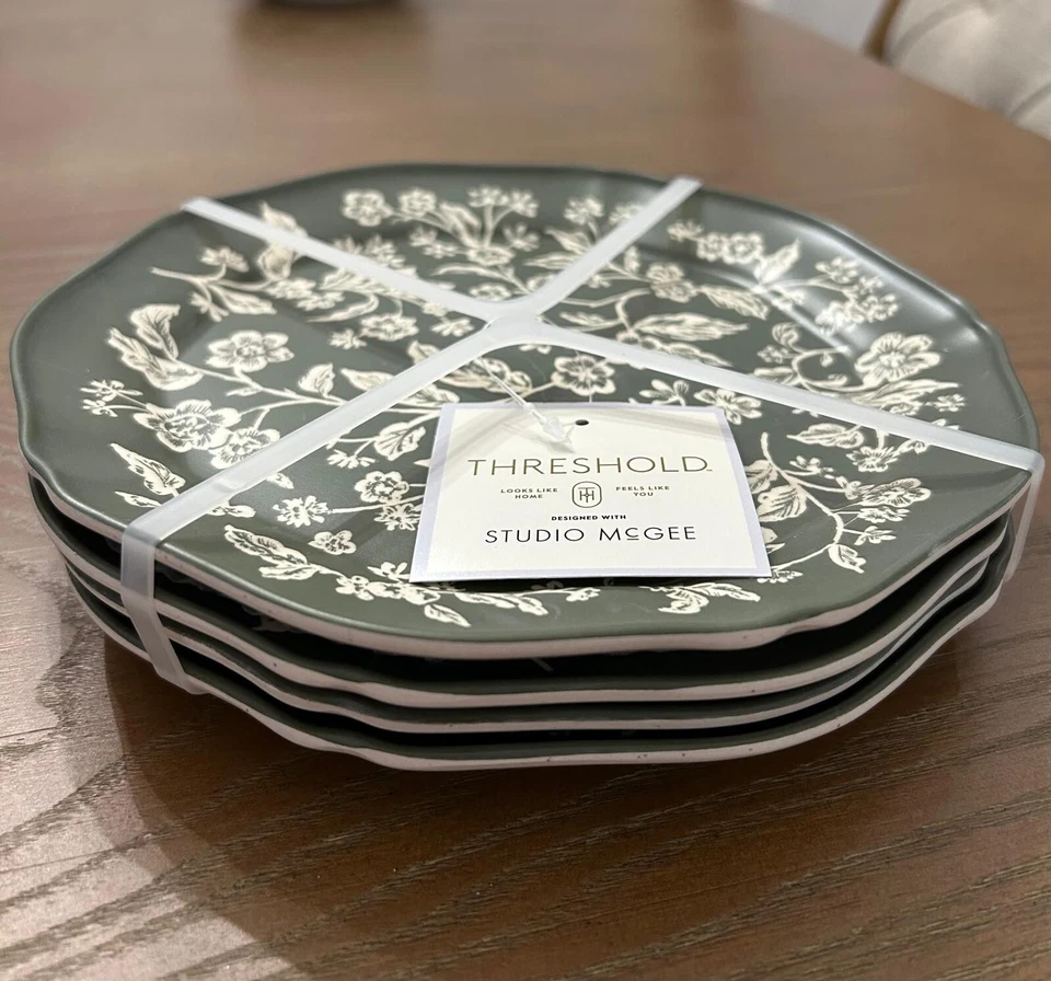 "Platos de ensalada florales de melamina de 8,5"" 16 piezas verde-reshold diseñados con Studio McGe" Foto 4 de 4