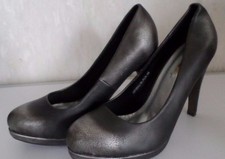  Schuhe Pumps High Heels Plateau Jumex Schwarz Rustikale Damenschuhe Gr.-39 NEU 