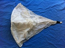China Military Retired Small White Guiding Chute Parachute