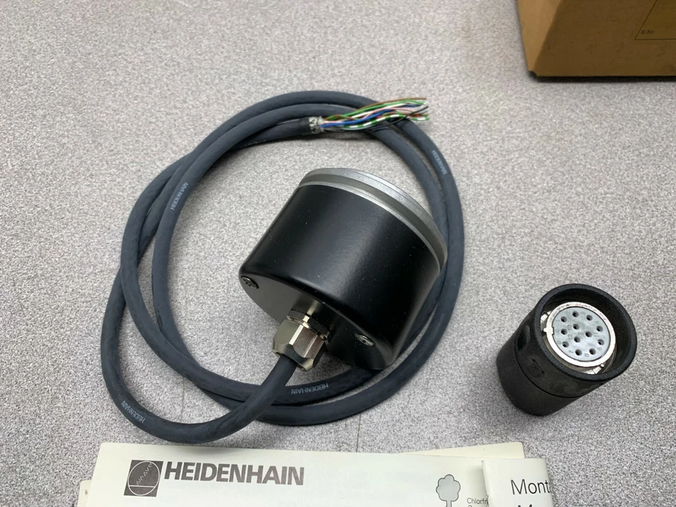 NEW IN BOX HEIDENHAIN 2516811E ENCODER 426.0003-1024 - Image 3 of 4