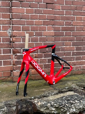Pinarello Dogma F Disc FrameSet  Fire RH 53 Rennrad sofort lieferbar MYWAY EINZ
