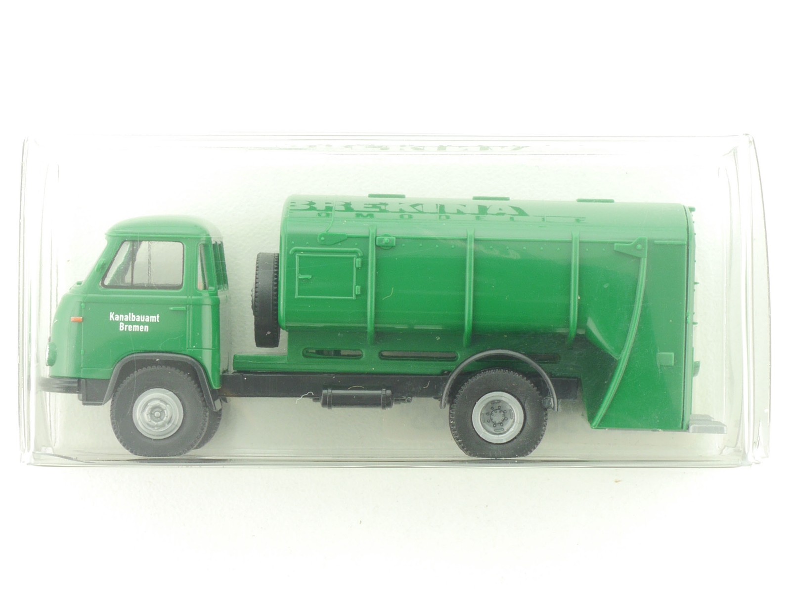BREKINA 43206 Borgward B 655 Garbage Truck Kanalbauamt Bremen Boxed 1604-16-33