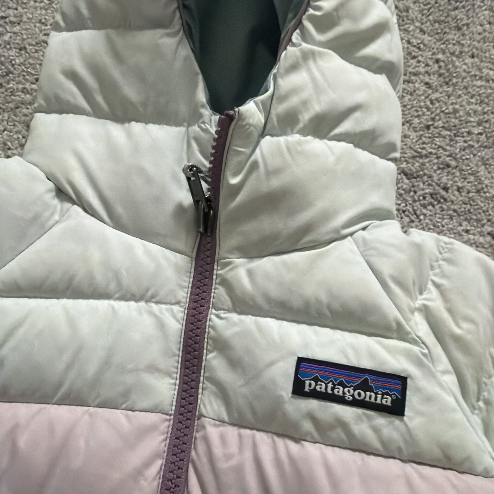 Patagonia Reversible Down Sweater Hoody Style 68640 Jacket Coat Girls Small 7/8 thumbnail 2