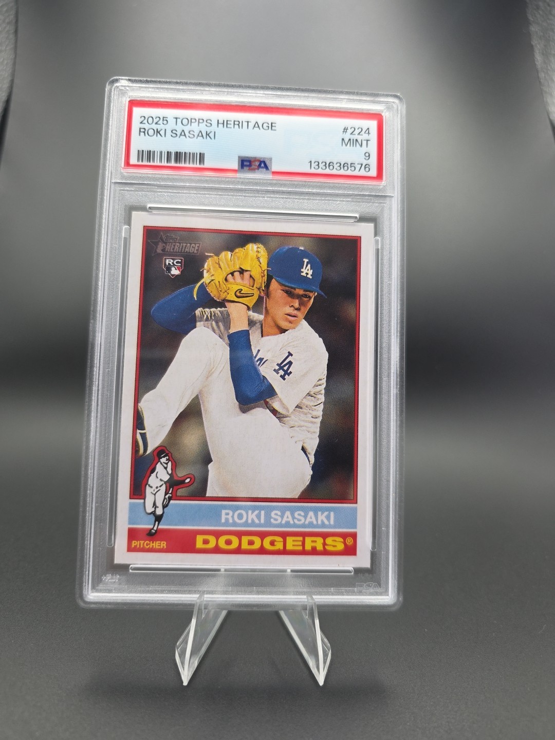 2025 Topps Heritage - Roki Sasaki #224 (RC)