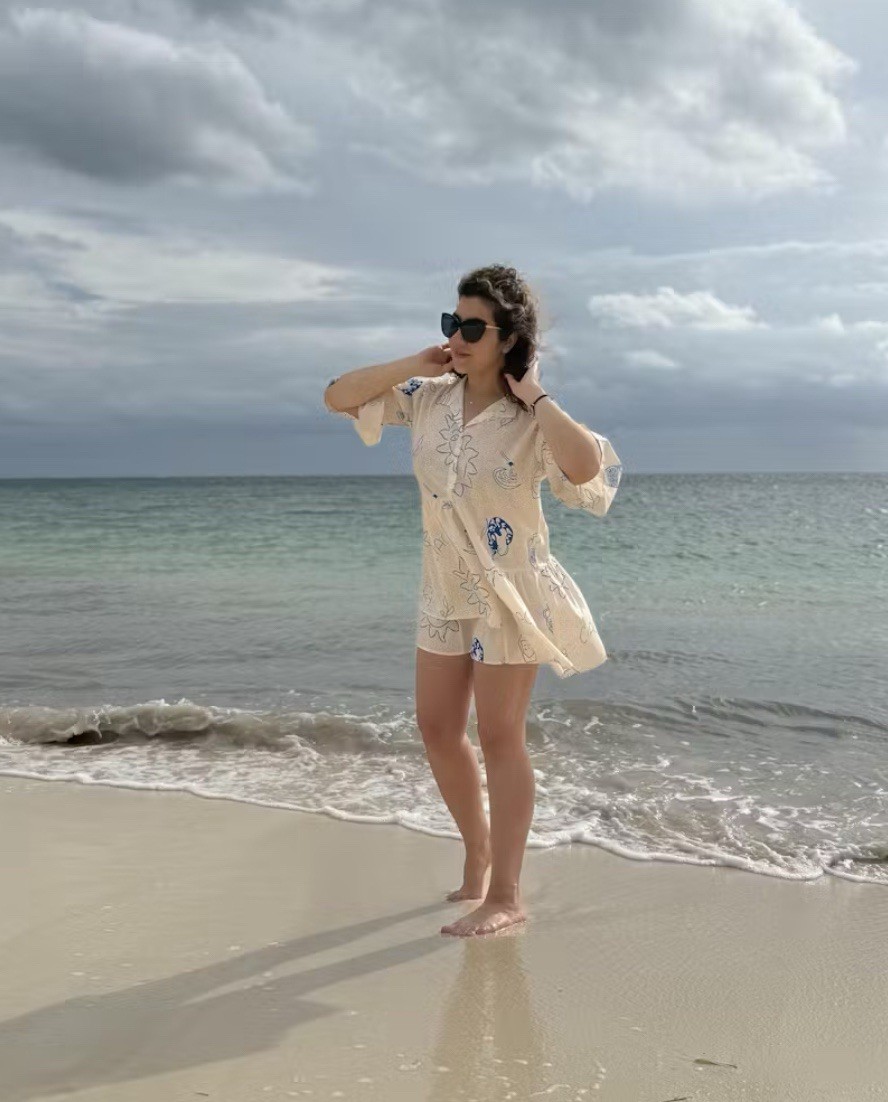 oversized sun print short dress Womens UPF 50+ Sun Protection Dress Short Sleeves White & Black Palm Tree Print