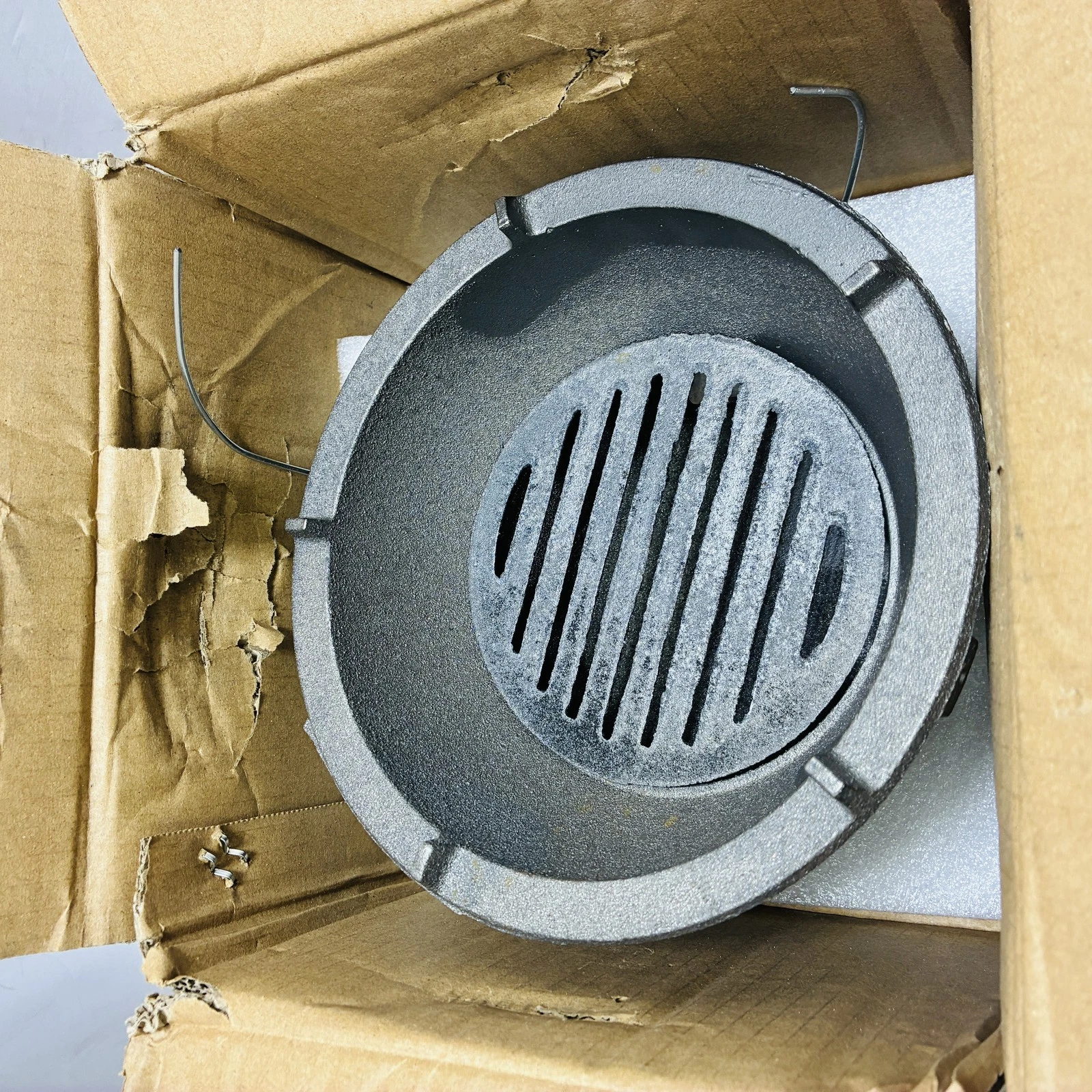 Angoily Cast Iron Charcoal Stove / Portable BBQ Grill (20cm)