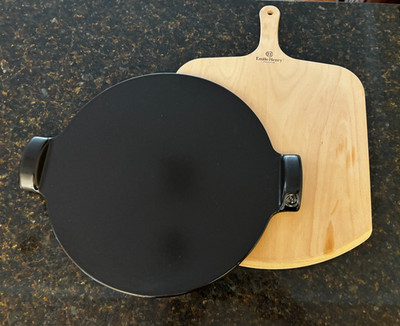 Emile Henry 2-Piece Pizza Set | Charcoal, Made in France