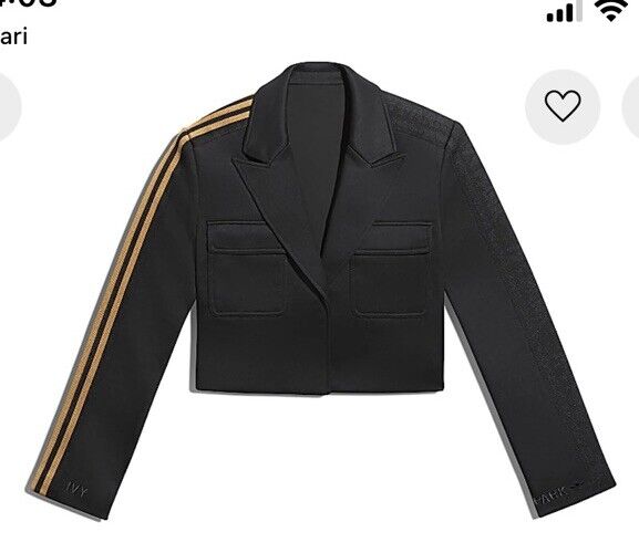 Adidas x Ivy Park Beyoncé Cropped Suit Jacket Black Gold Adidas x Ivy Park Beyoncé Cropped Suit Jacket Black Gold