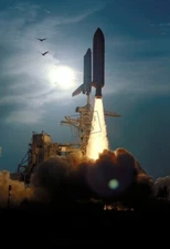 STS-64 Launch Space Shuttle Discovery 8X12 PHOTOGRAPH
