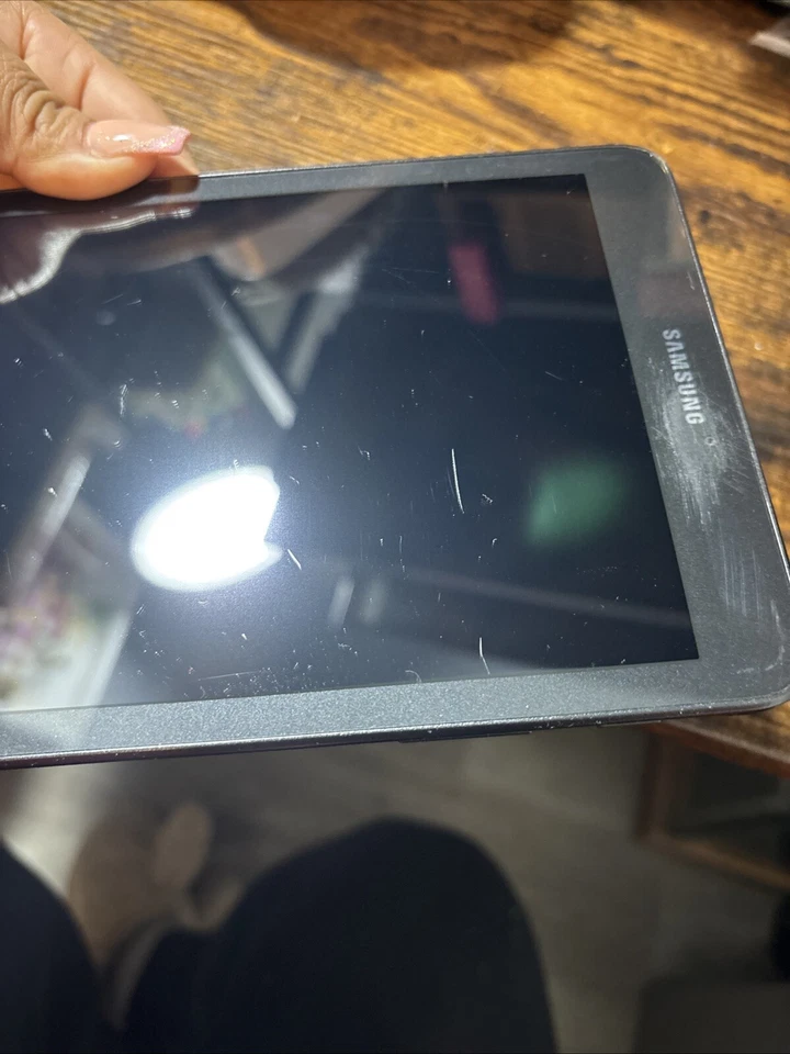 Tablet Samsung AT&T SM-T377A (SOLO PARA REPUESTOS) Foto 3 de 4