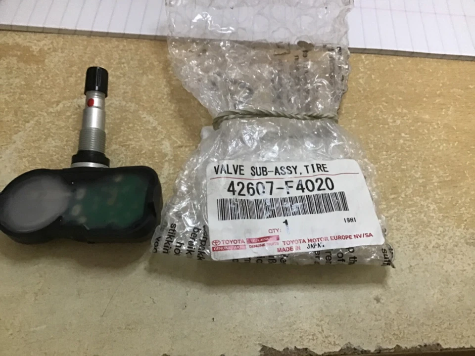 Tyre Pressure Valve Lexus / Toyota 42607-F4020 - Image 3 of 3