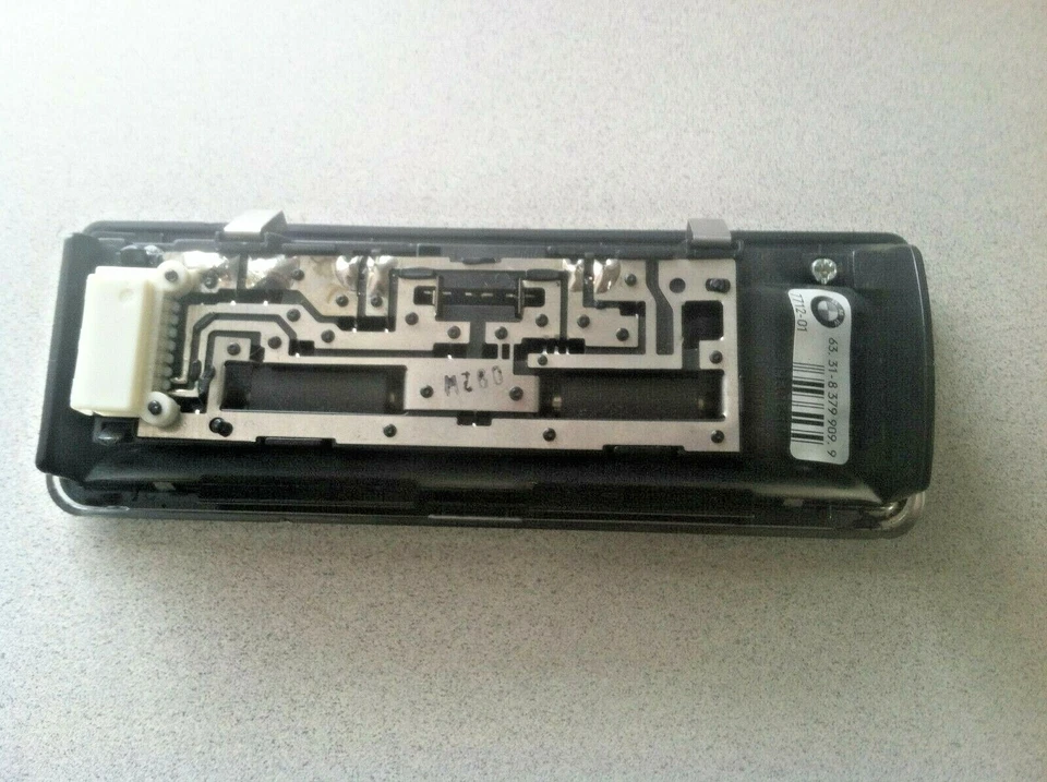 BMW X5 E53 2000-2006 ~ LUZ INTERIOR TRASERA ~ 63316962142 ~ PIEZA OEM Foto 2 de 3