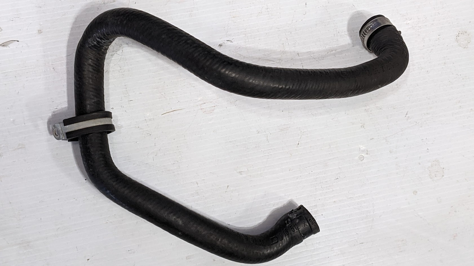 ROLLS ROYCE SILVER SPUR PART HOSE FROM ENGINE TO COOLANT TANK UE72492