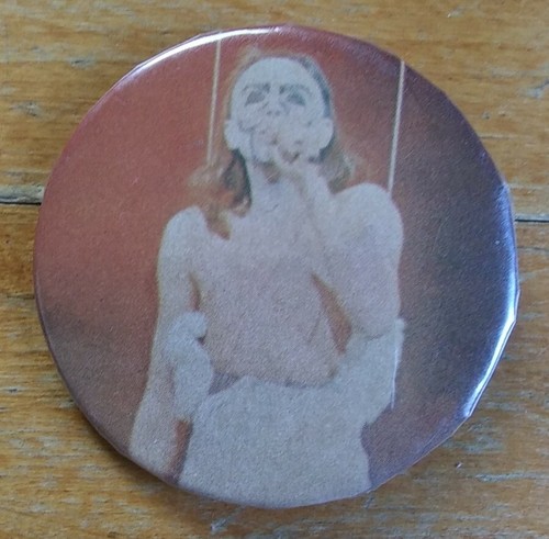 EXTREMELY RARE 1970s ~ PETER GABRIEL ~ Genesis Concert Vintage Pin Button Badge - Picture 15 of 23