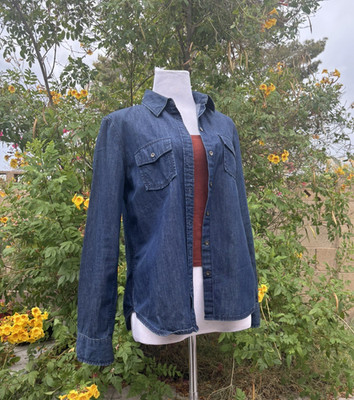 Banana Republic Dark Denim Shirt with Button Front Pockets  Size M
