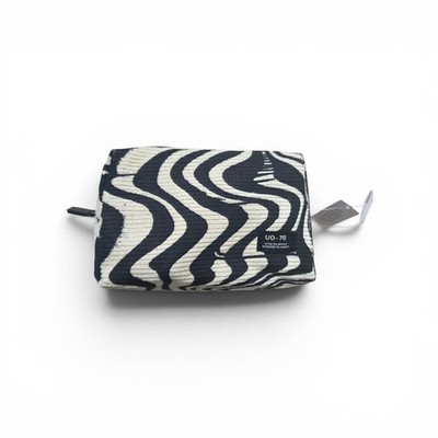 Urban Outfitters Make-Up Tasche UO 76 Style No. 003/47