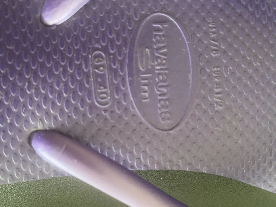 Havaianas 紫色人字拖,尺寸 US 7/8 — 第 2/3 张图片
