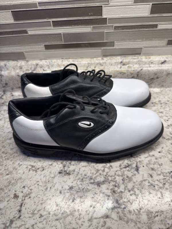 Vintage 1998 Nike Air Wickie Last Golf Shoes Men's Size 9 Black White 