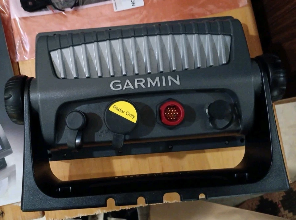 Garmin GPSMap 740S Touch Screen Bundle with Cover and Cable And Manuals.open Box - Image 4 of 4