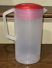 Vintage Rubbermaid Pitcher Clear w Ice‑Guard Red Lid 2 Quart Pitcher Made In USA