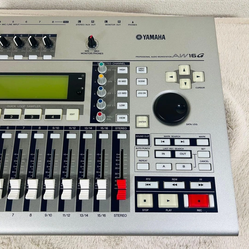 YAMAHA AW16G MTR 16-Track Multitrack Recorder Digital AW16GMTR Silver DTM Japan  - Image 3 of 4