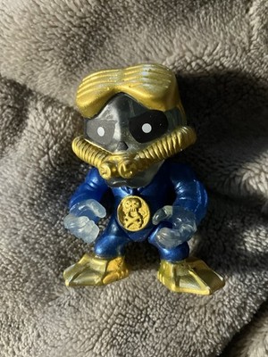 Treasure X Gold Alien Skeleton Deep Sea Diver Moose Toys Figure 2''