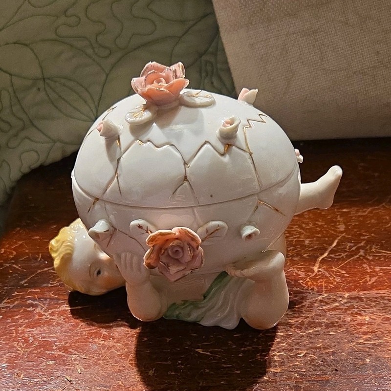 Handmade Bone China Flower Cherub Trinket Box with Pink Roses and Gold Accents