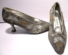 Vintage Caparros Silver Sequin Beaded Heels Women s Size 7B Evening Shoe - NICE