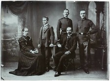 Kartonfoto - " K.u.k. Familie " - um 1910