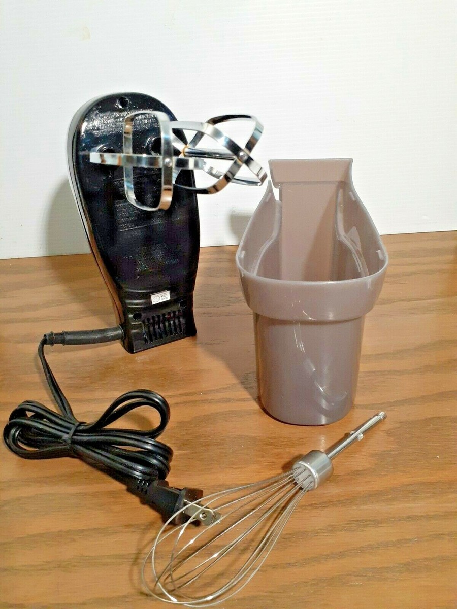 Hamilton Beach 6-Speed Hand Mixer with Snap-On Storage Case, Black