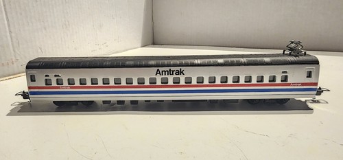 Modell Power Nenngröße H0 Amtrak Reisebus mit Stromabnehmer